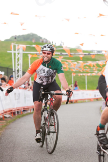 17OB_GasWorksFinishLine_J0312-L